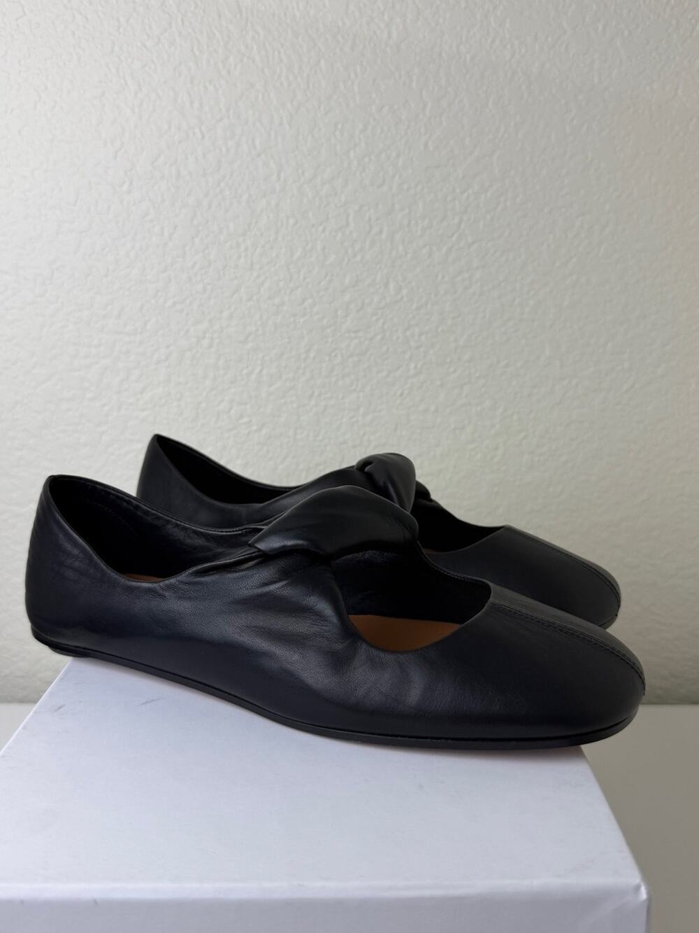 Alexander McQueen Bow-detail leather ballet flats 38